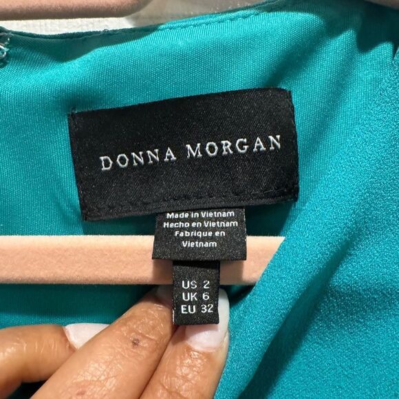 Donna Morgan for maggy front knot dress in size US 2 - Picture 3 of 8